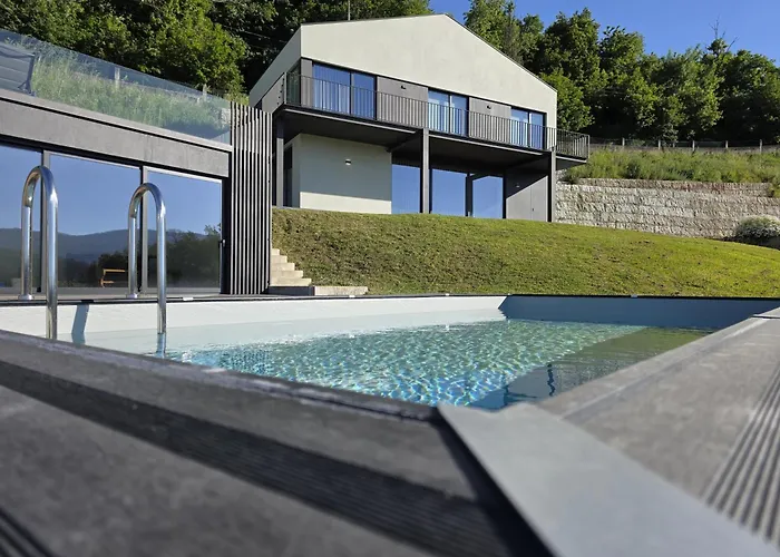 Semesterbostad Casa Do Barbeiro - View Of The River Minho Melgaço